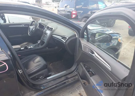 2014 Ford Fusion Titanium z USA, uszkodzony, nr VIN 3FA6P0K99ER259147